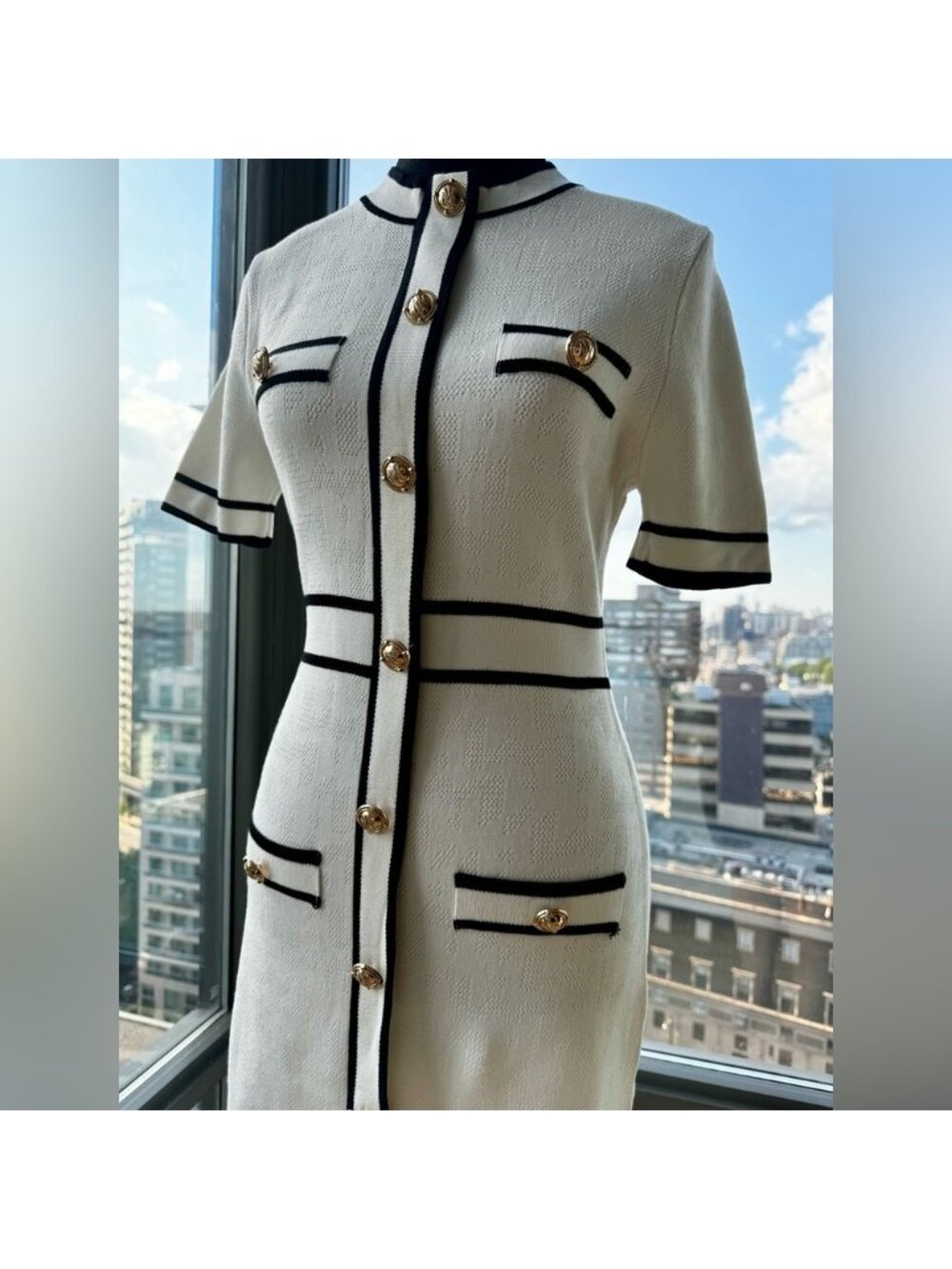 🆕 KARL LAGERFELD 🧿 NWT Classic Knit Dress with Embroidered Monogram, White, Sm - Picture 12 of 16